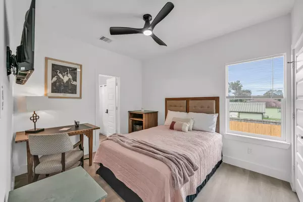 Coliving in Acres Home - Nw Houston, Houston