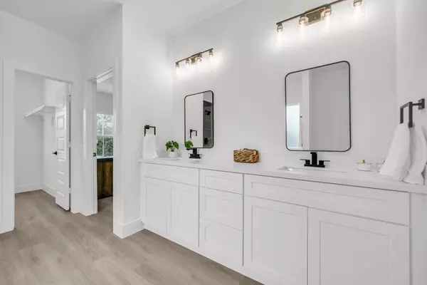 Coliving in Acres Home - Nw Houston, Houston