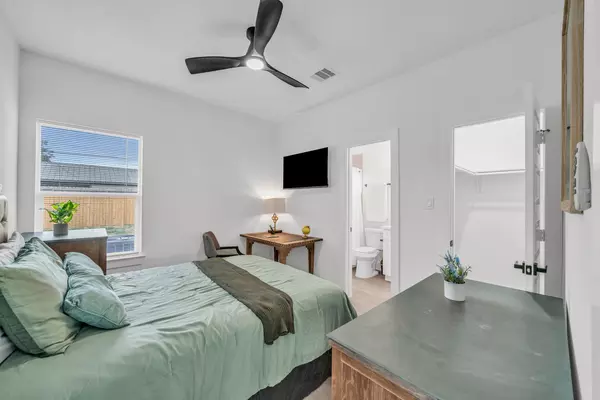 Coliving in Acres Home - Nw Houston, Houston