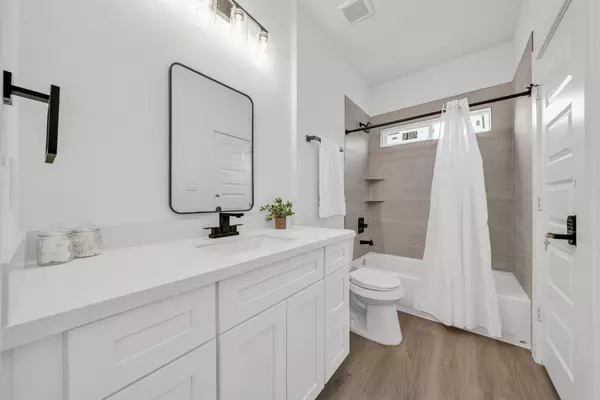 Coliving in Acres Home - Nw Houston, Houston