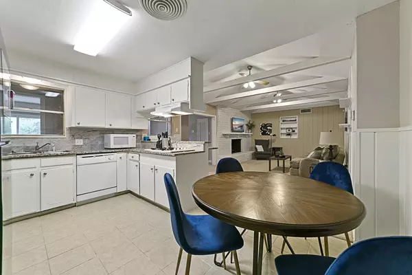 Coliving in West Arlington - Arlington, Dallas