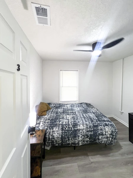 Coliving in Ruskin Heights - KCMO, Kansas City