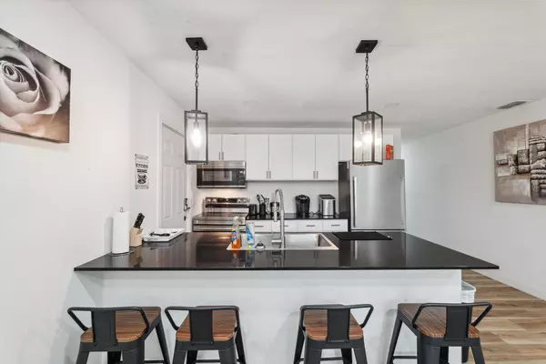 Coliving in Sulphur Springs - North Tampa, Tampa