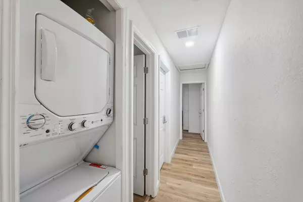 Coliving in Sulphur Springs - North Tampa, Tampa