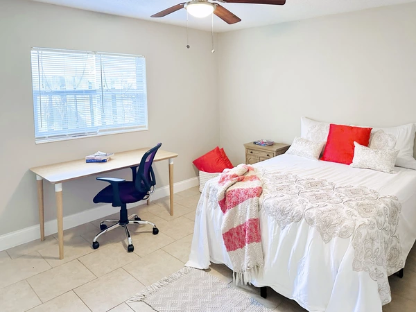 Coliving in Macfarlane Park - West Tampa, Tampa