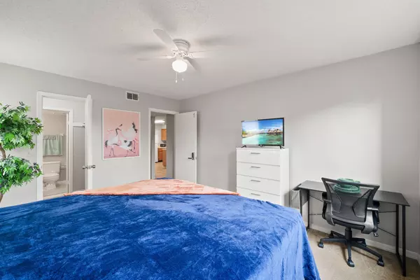 Coliving in Hogan - Southside, Jacksonville