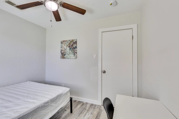 Coliving in University Hills - East Austin, Austin