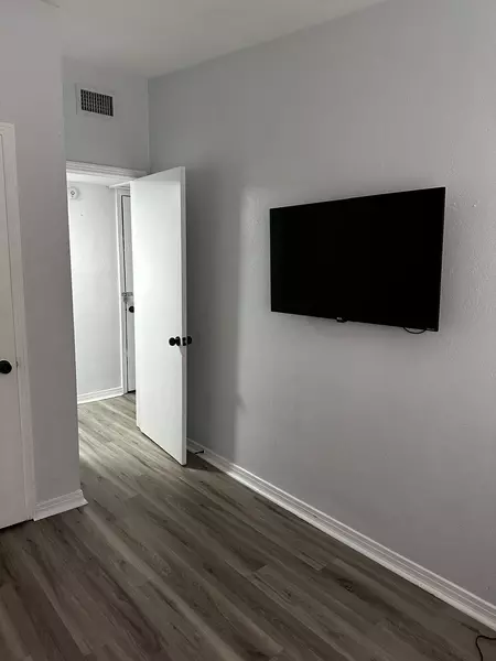 Coliving in Azalea Park - East Orlando, Orlando