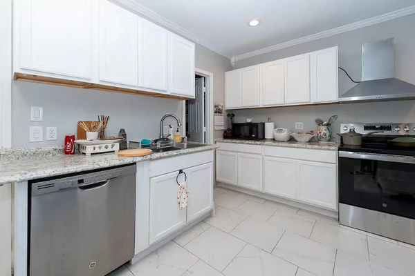 Coliving in Kyle - South Austin, Austin