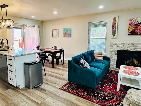 Coliving in Aurora CO - Outer Denver, Denver