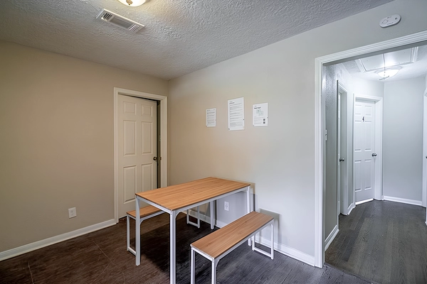 Coliving in Pasadena - Se Houston, Houston