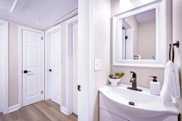 Coliving in College Park JAX - Northside, Jacksonville