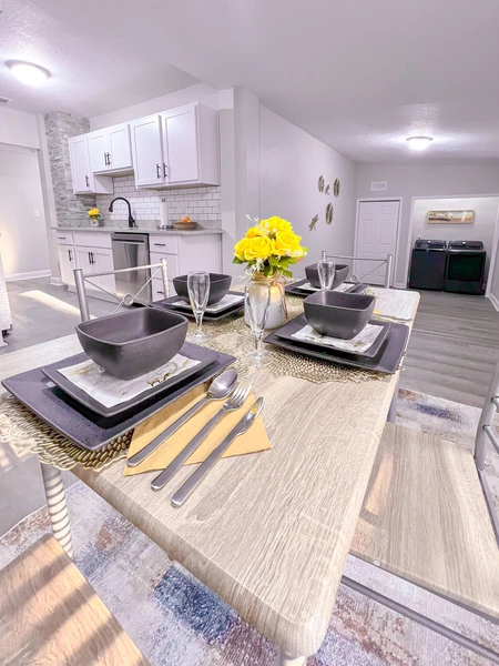 Coliving in College Park JAX - Northside, Jacksonville