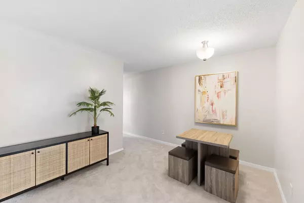 Coliving in Baymeadows - Southside, Jacksonville