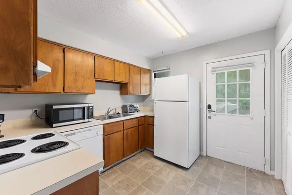 Coliving in Baymeadows - Southside, Jacksonville