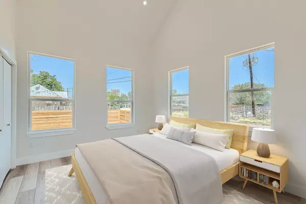 3 bedrooms apartment for rent in Dignowity Hill - East SATX, San Antonio