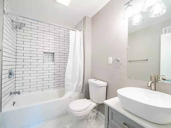 4 bedrooms apartment for rent in Petworth - NW DC, Washington DC