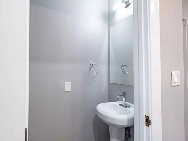 4 bedrooms apartment for rent in Petworth - NW DC, Washington DC