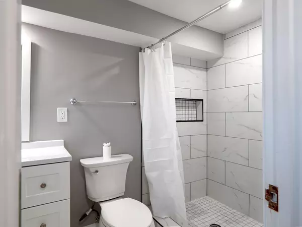 4 bedrooms apartment for rent in Petworth - NW DC, Washington DC