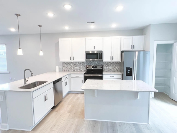 Coliving in Apex - Outer Triangle, Raleigh