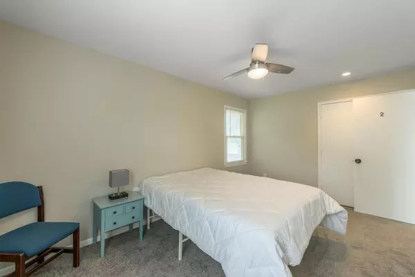 Coliving in Blue Springs - Outer KCMO, Kansas City