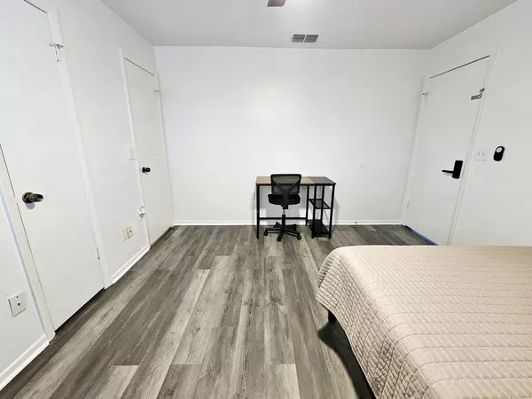 Coliving in Land O' Lakes - North Tampa, Tampa