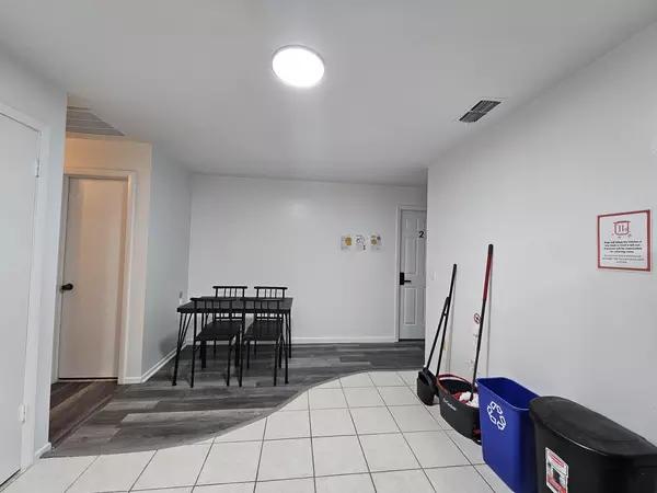 Coliving in Land O' Lakes - North Tampa, Tampa