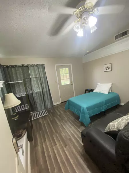 Coliving in East Arlington - Arlington, Dallas
