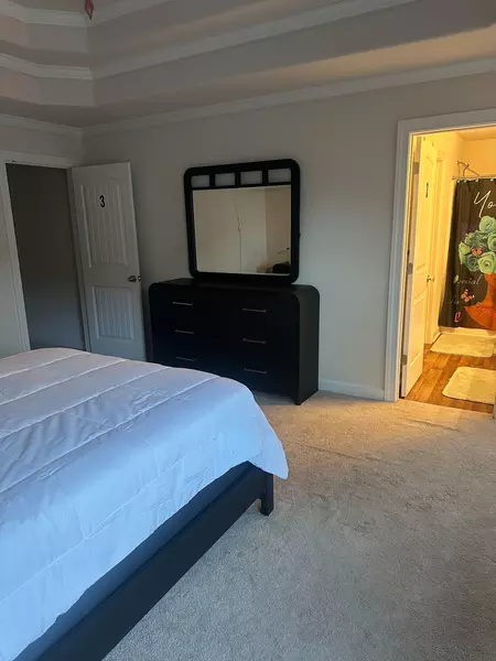 Coliving in South Norfolk - Chesapeake, Virginia Beach