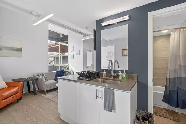 Coliving in South Plaza - KCMO, Kansas City