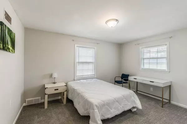 Coliving in Red Bridge - KCMO, Kansas City