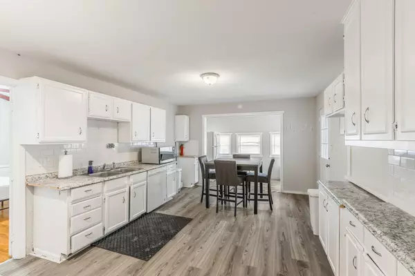 Coliving in Red Bridge - KCMO, Kansas City