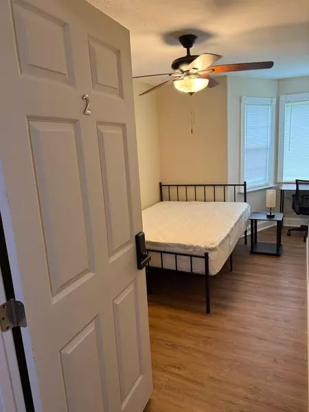 Coliving in Seminole Heights - North Tampa, Tampa