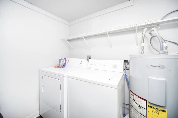 Coliving in Cedar Hills - Westside, Jacksonville