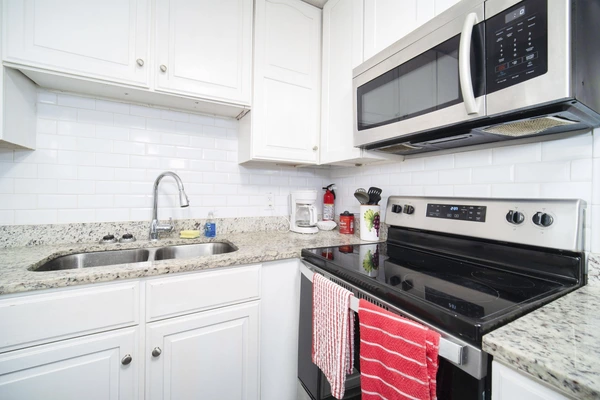 Coliving in Cedar Hills - Westside, Jacksonville