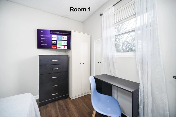 Coliving in Cedar Hills - Westside, Jacksonville