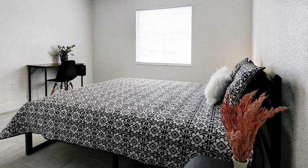 Coliving in Grant Park Tampa - East Tampa, Tampa