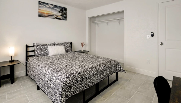 Coliving in Grant Park Tampa - East Tampa, Tampa