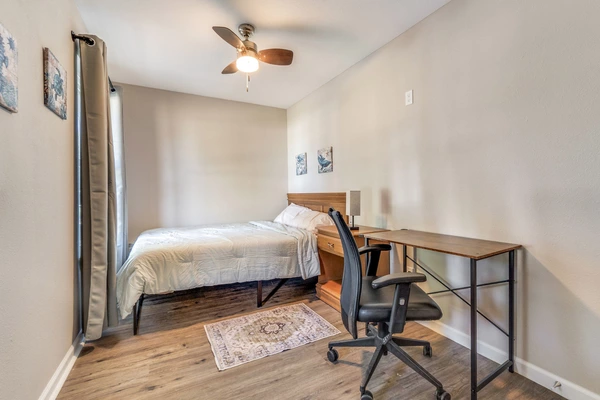 Coliving in Casa View - Ne Dallas, Dallas