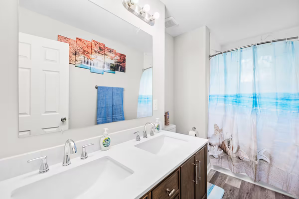 Coliving in Gastonia - West Charlotte, Charlotte