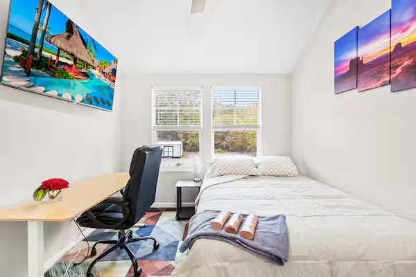 Coliving in Gastonia - West Charlotte, Charlotte