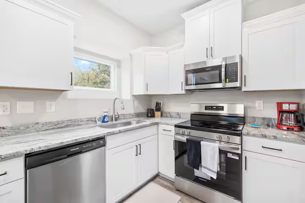 Coliving in Gastonia - West Charlotte, Charlotte