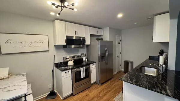 Coliving in Knightdale - Outer Triangle, Raleigh