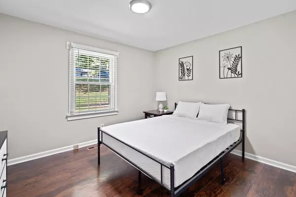 Coliving in Knightdale - Outer Triangle, Raleigh