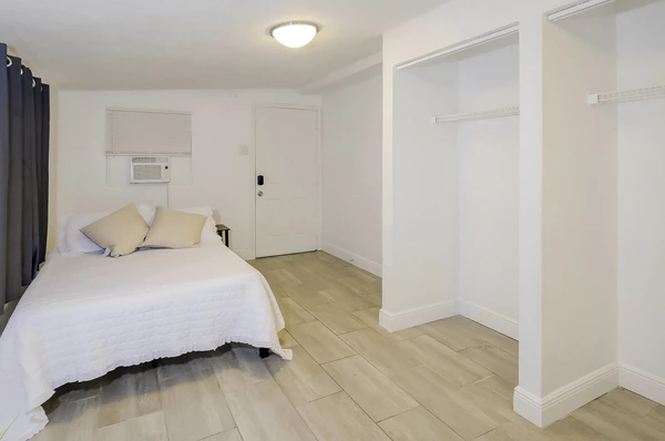 Coliving in East Lake-Orient Park - East Tampa, Tampa