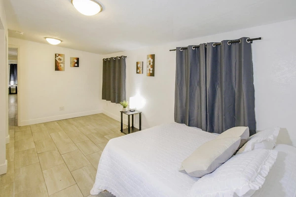 Coliving in East Lake-Orient Park - East Tampa, Tampa