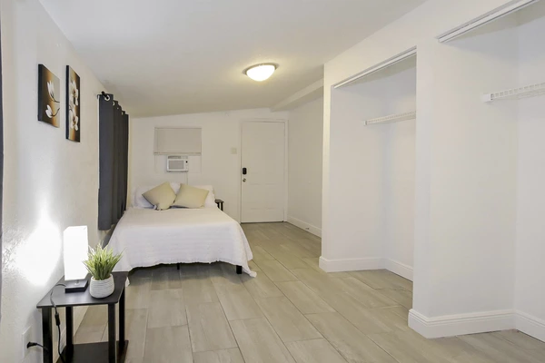 Coliving in East Lake-Orient Park - East Tampa, Tampa