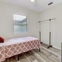 Coliving in Cedar Hills - Westside, Jacksonville