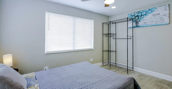 Coliving in Live Oaks Square - East Tampa, Tampa