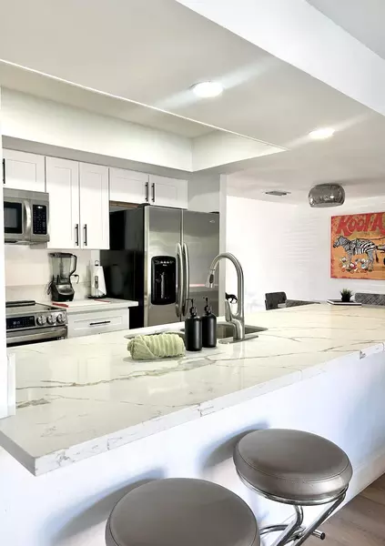 Coliving in Glendale - NW Valley, Phoenix